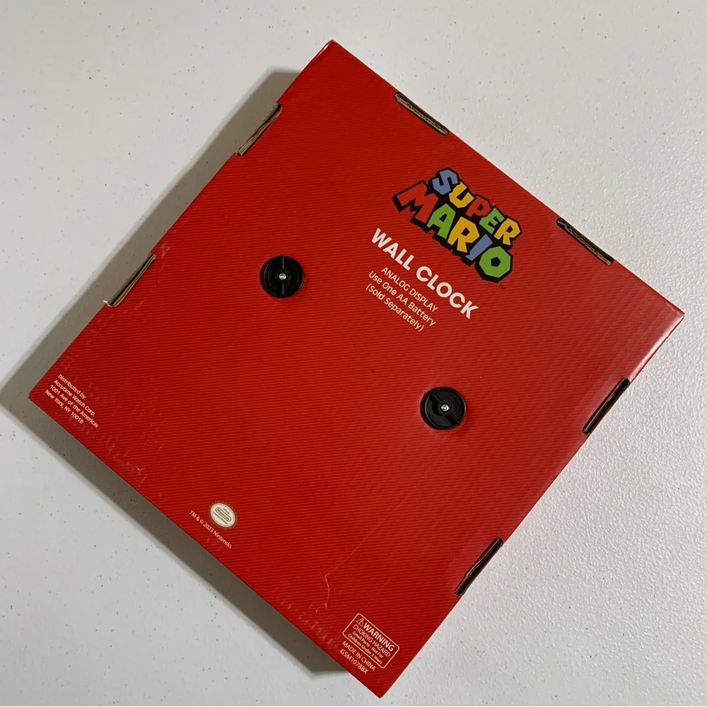 Nintendo Super Mario Bros Luigi Analog Wall Clock-NIB